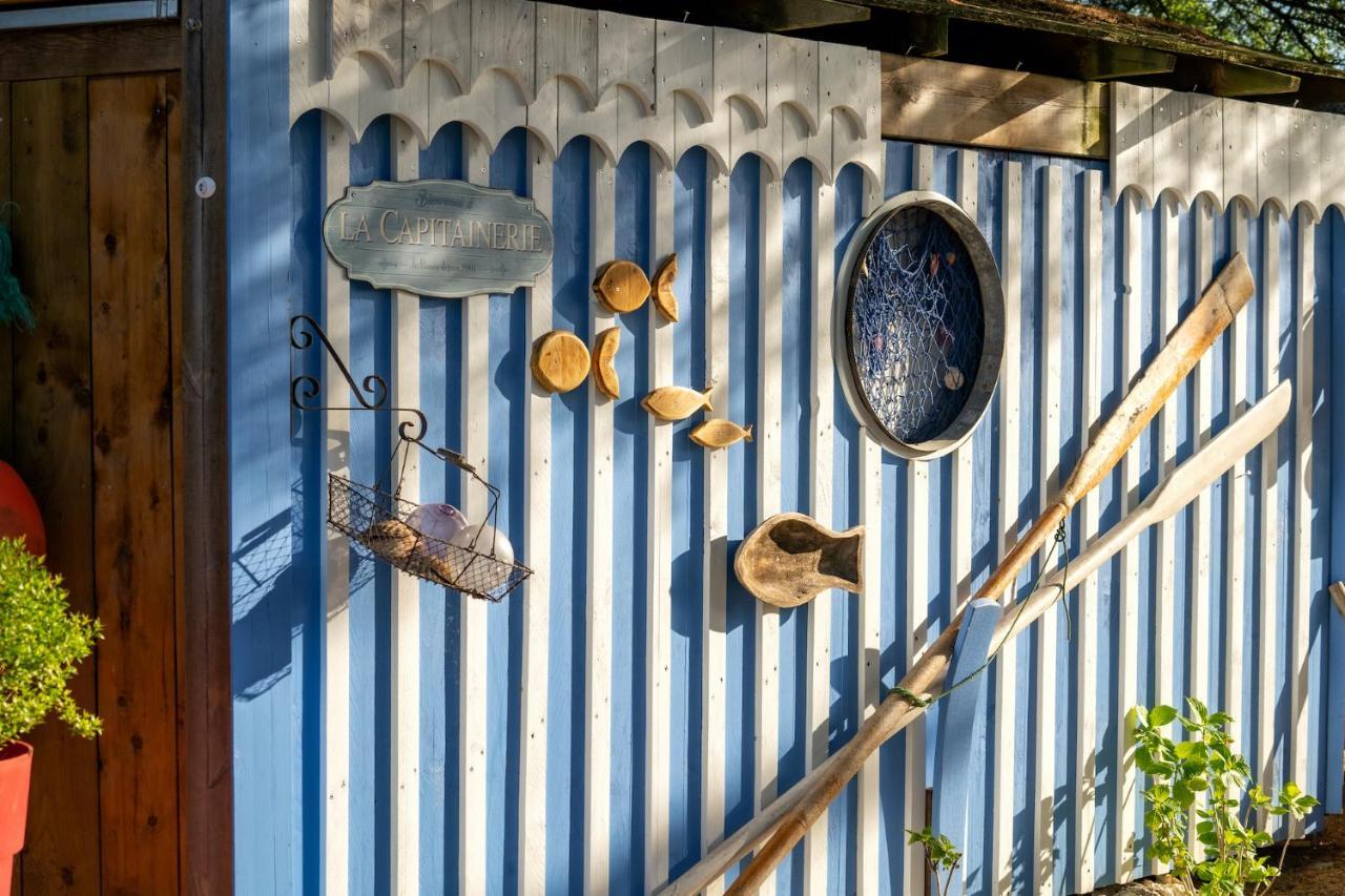 Le Bassin Du Tertre Bed & Breakfast Fronsac  Exterior photo