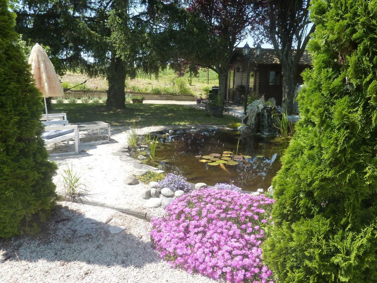 Le Bassin Du Tertre Bed & Breakfast Fronsac  Exterior photo